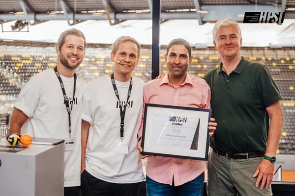 Hashemian beendet HPSI-Sportausbildung
